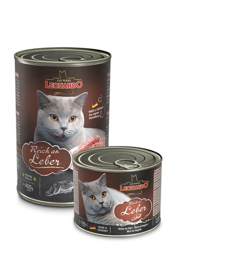 Leonardo rico en hígado comida húmeda para gatos