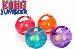 Pelota KONG Jumbler para perros